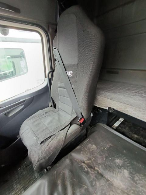 Седельный тягач КАМАЗ 5490-80802-90(5P) (СПГ) 2021 г. - фото 17